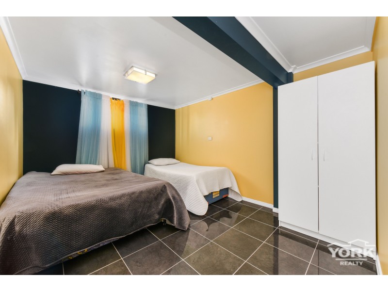 7 Skehan Street, Centenary Heights QLD 4350