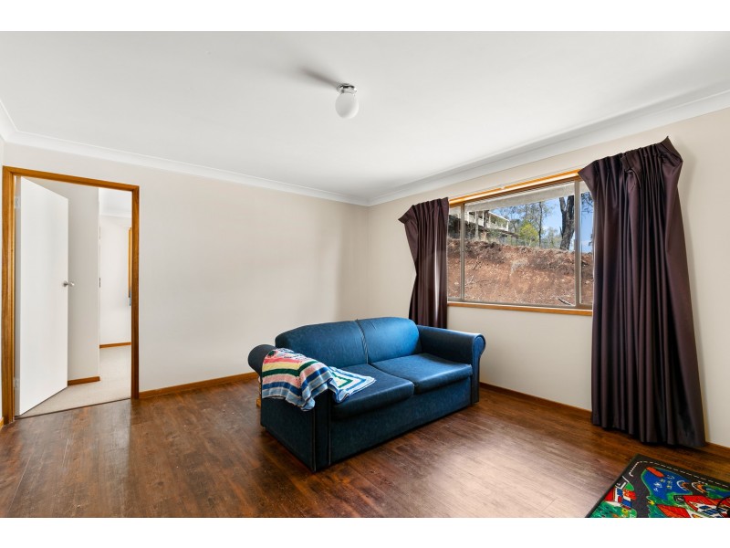 23 Linora Drive, Gowrie Mountain QLD 4350