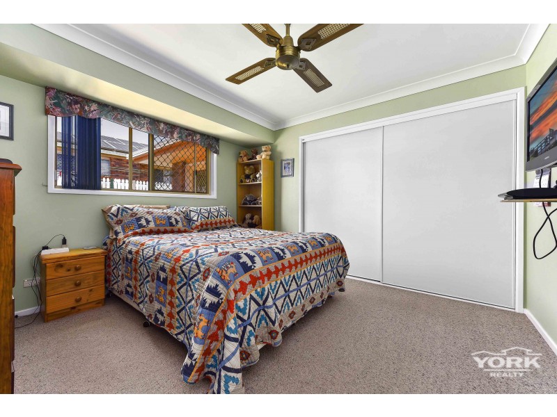 6 Smythe Street, Kearneys Spring QLD 4350