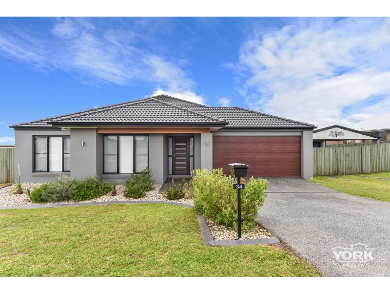 34 Lockyer Street, Kleinton QLD 4352