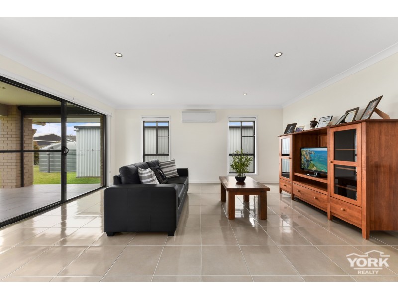 34 Lockyer Street, Kleinton QLD 4352