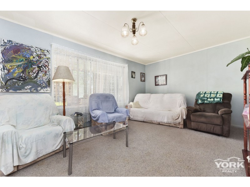 10 Eclipse Court, Highfields QLD 4352