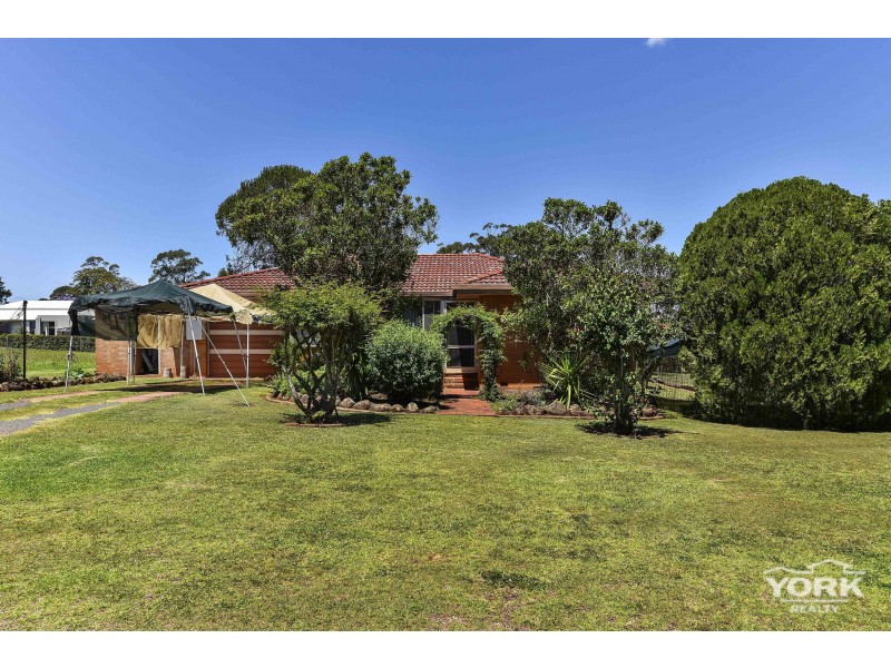 10 Eclipse Court, Highfields QLD 4352