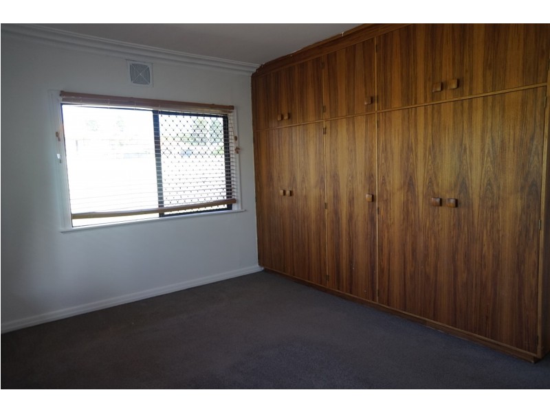 22 Blackdown Street, Harristown QLD 4350