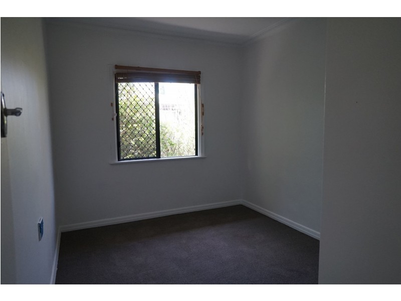 22 Blackdown Street, Harristown QLD 4350