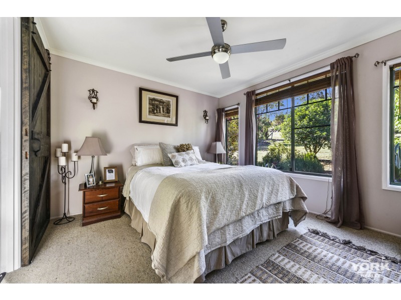 11 Koala Drive, Gowrie Junction QLD 4352