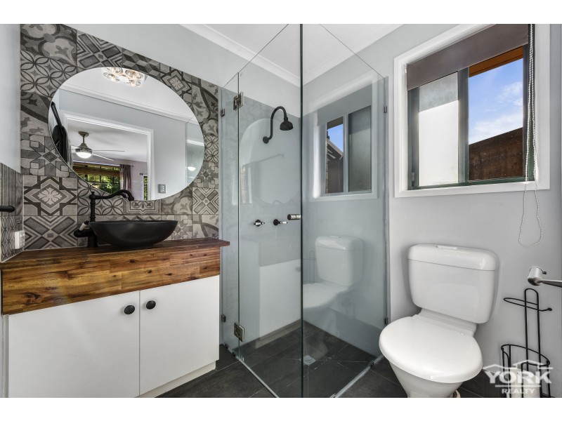 11 Koala Drive, Gowrie Junction QLD 4352