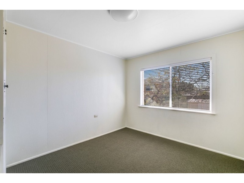 3 Boronia Street, Centenary Heights QLD 4350