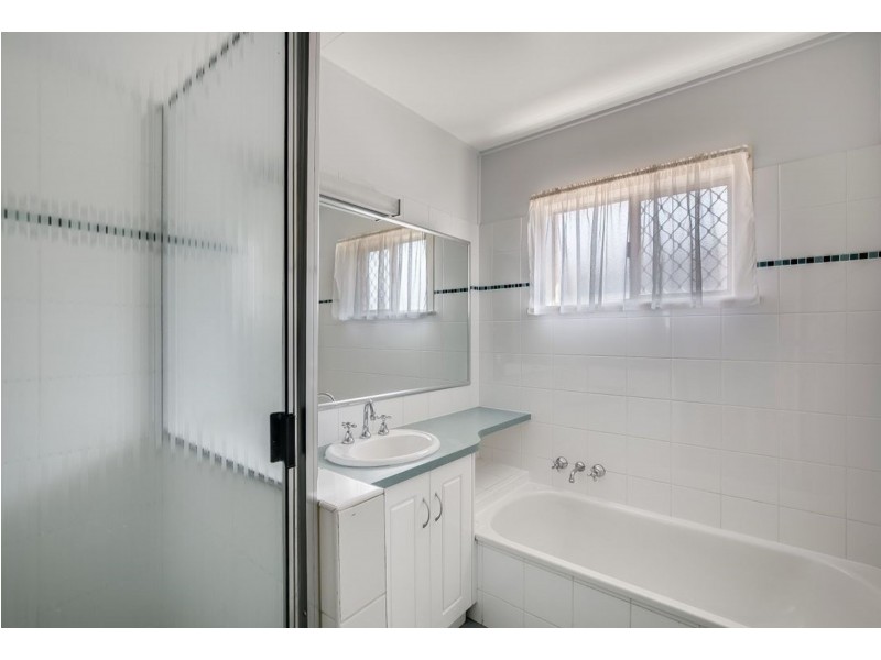 3 Boronia Street, Centenary Heights QLD 4350