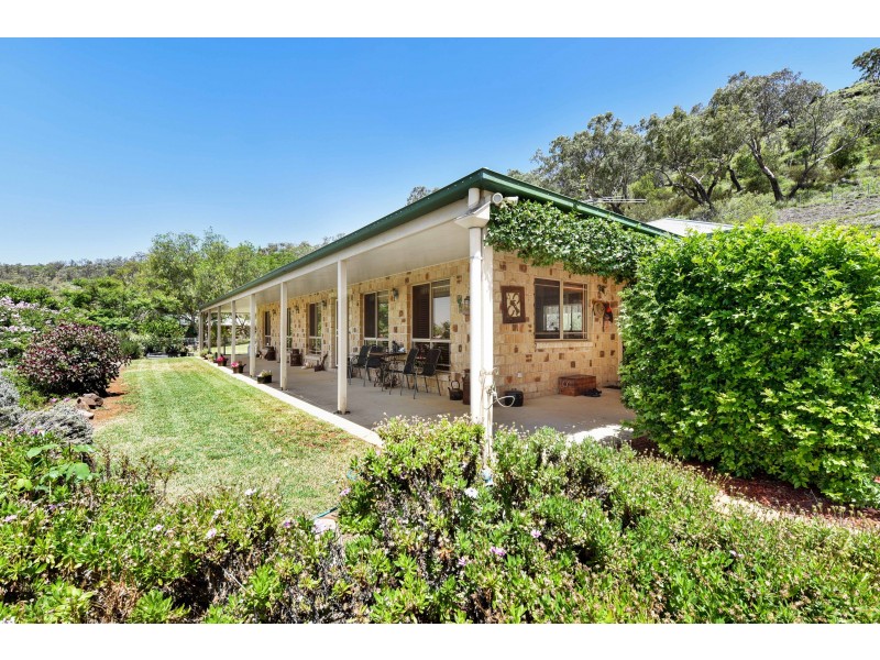 15 Darel Street, Kingsthorpe QLD 4400