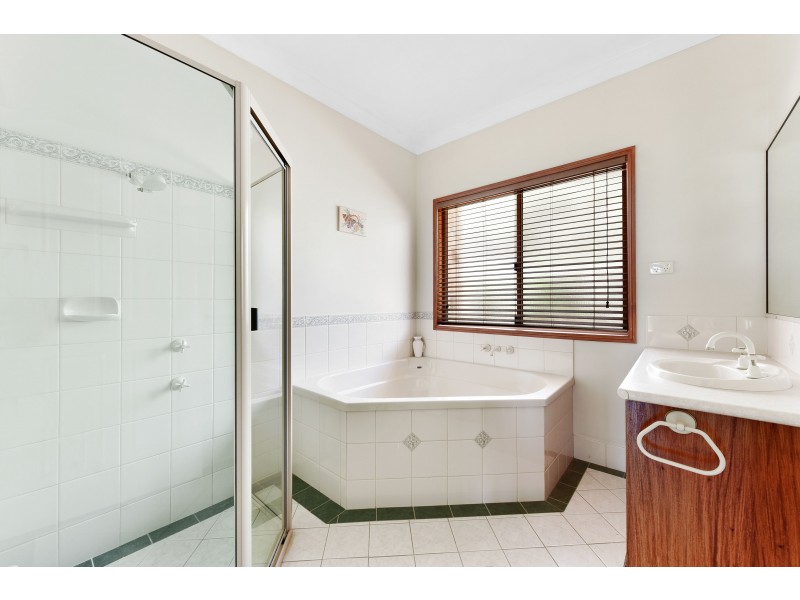 15 Darel Street, Kingsthorpe QLD 4400