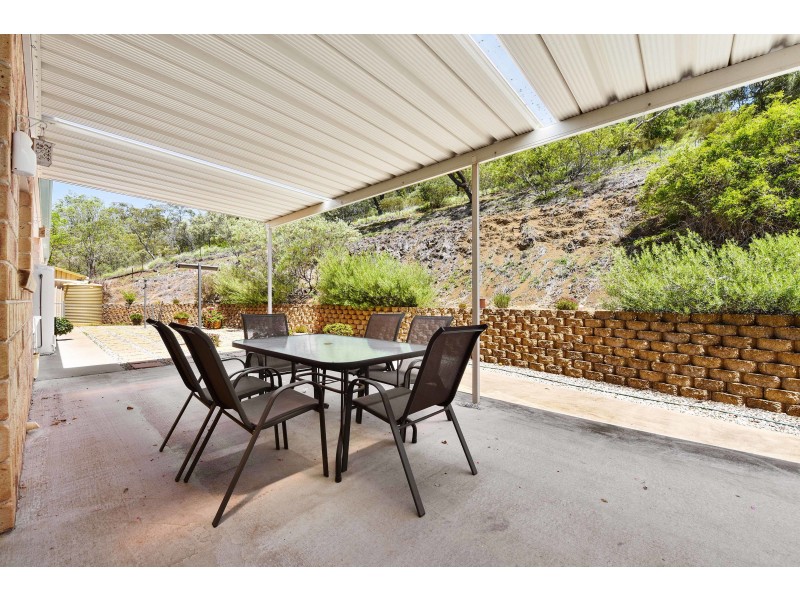 15 Darel Street, Kingsthorpe QLD 4400