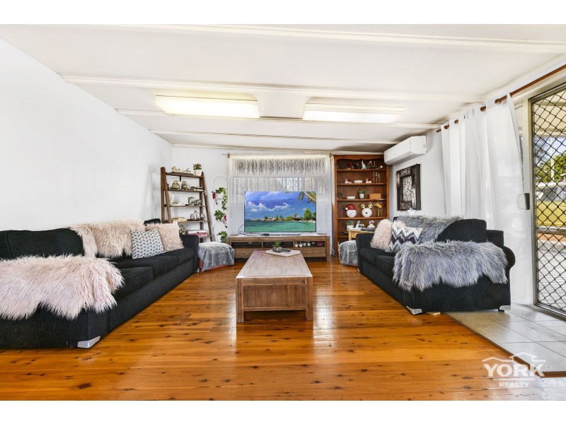 2 Gauntlet Street, North Toowoomba QLD 4350