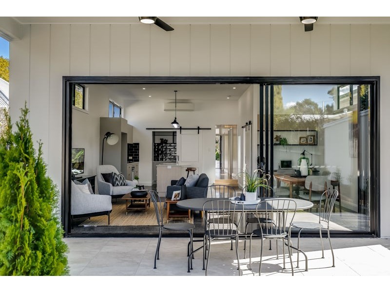 6 Shipley Street, East Toowoomba QLD 4350