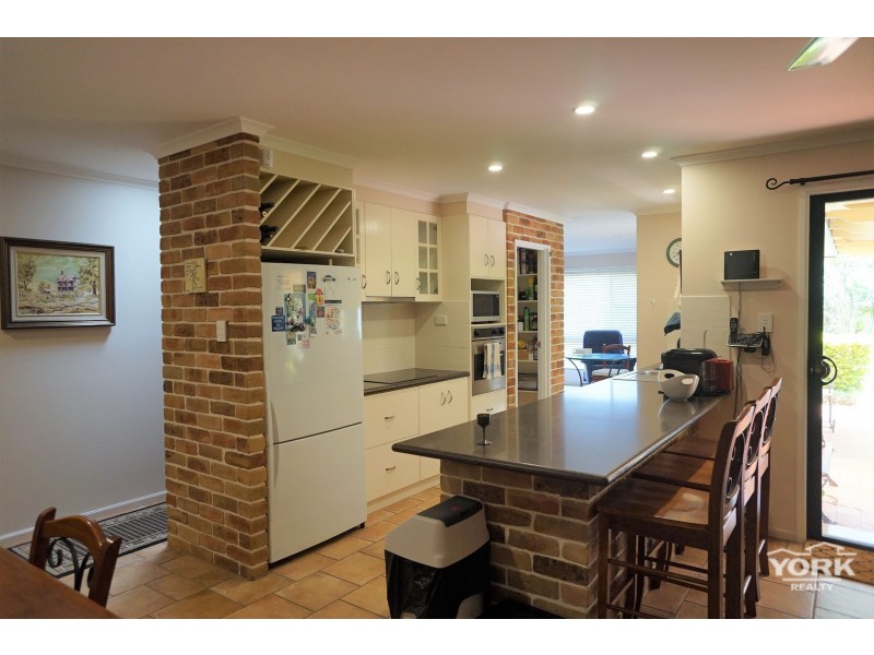 1 Goodman Court, Middle Ridge QLD 4350
