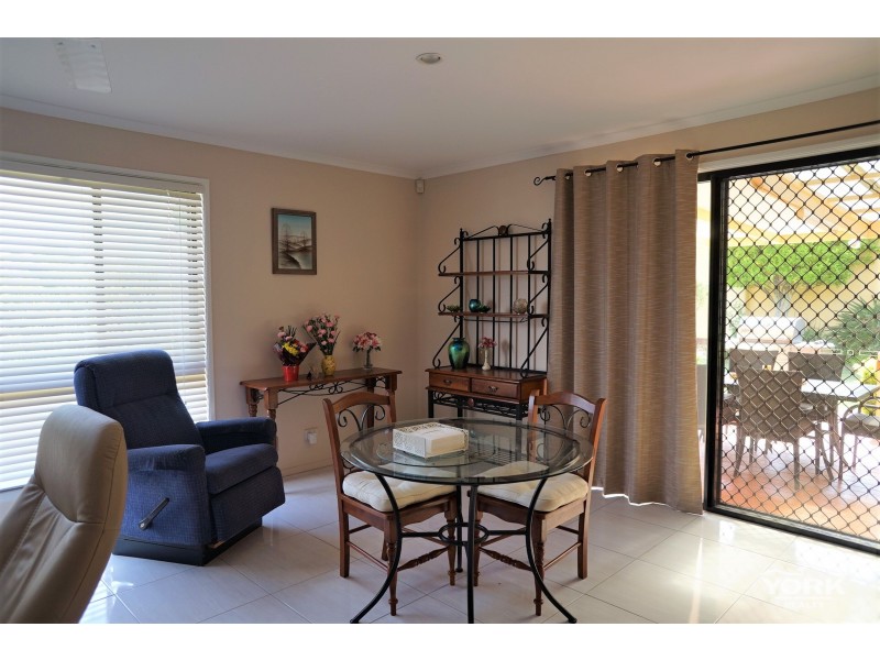 1 Goodman Court, Middle Ridge QLD 4350