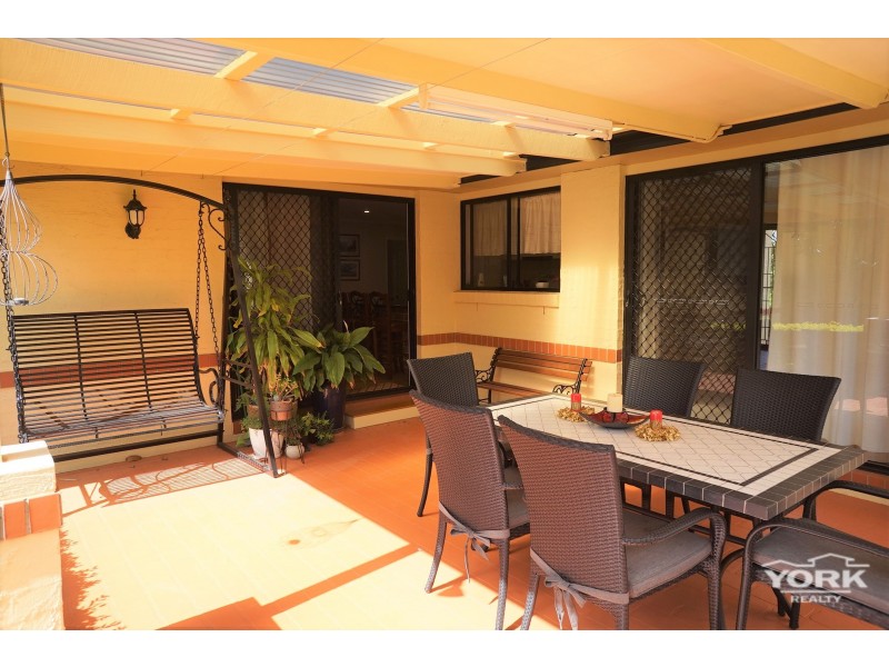 1 Goodman Court, Middle Ridge QLD 4350
