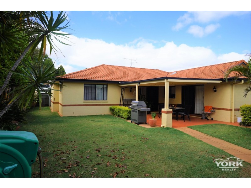1 Goodman Court, Middle Ridge QLD 4350