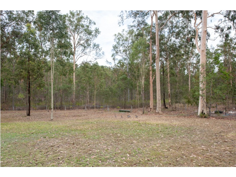 10 Dobel Drive, Upper Lockyer QLD 4352
