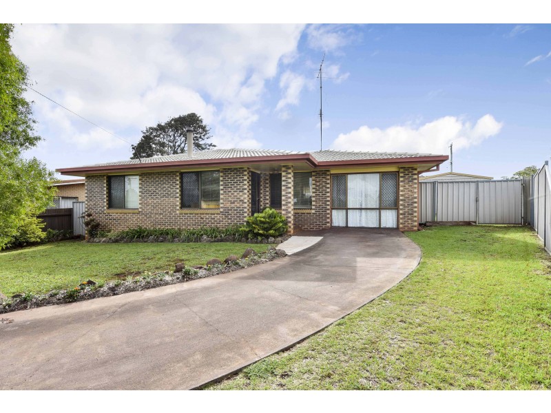 1a Challenor Street, Rockville QLD 4350