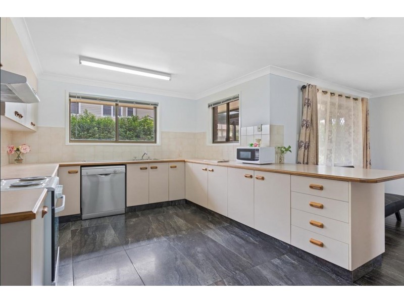 169a Long Street, South Toowoomba QLD 4350