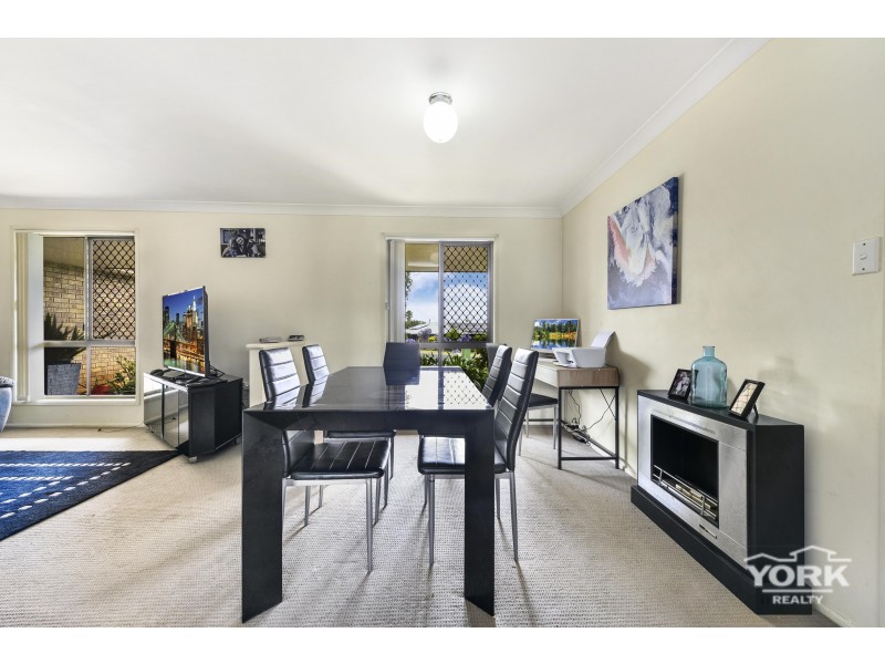 25 Redwood Street, Newtown QLD 4350