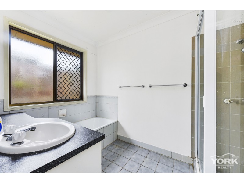 25 Redwood Street, Newtown QLD 4350
