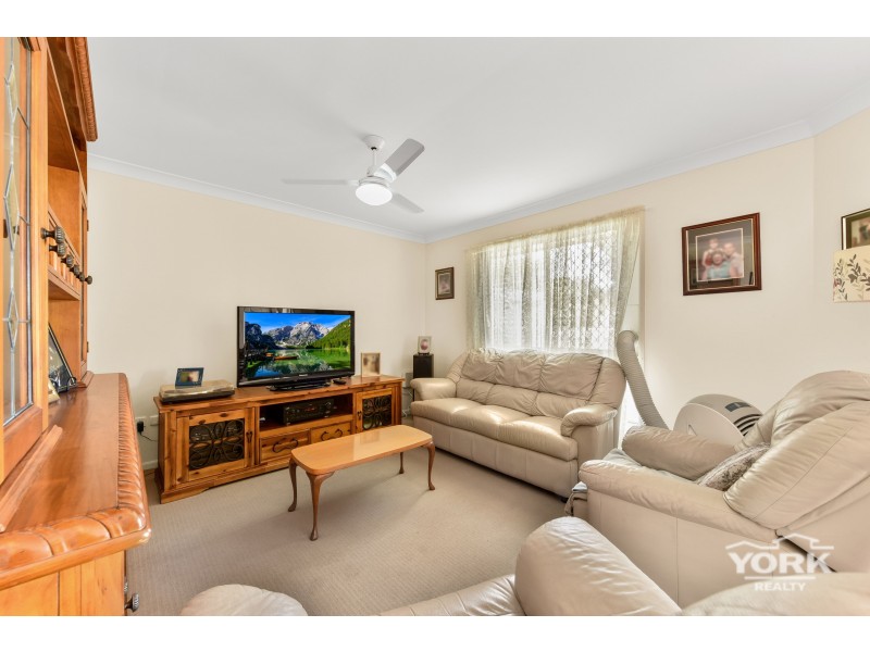 1&2/8 Gabrielle Street, Kearneys Spring QLD 4350