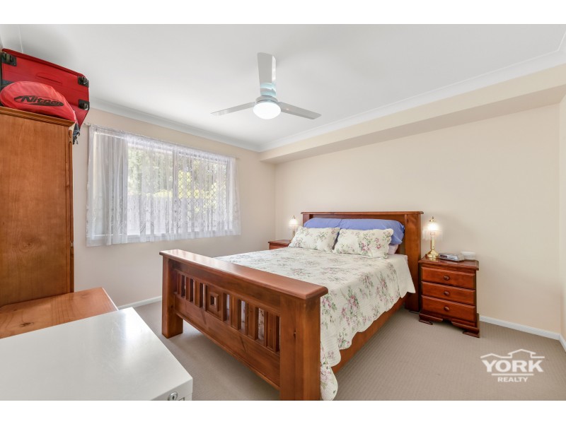 1&2/8 Gabrielle Street, Kearneys Spring QLD 4350