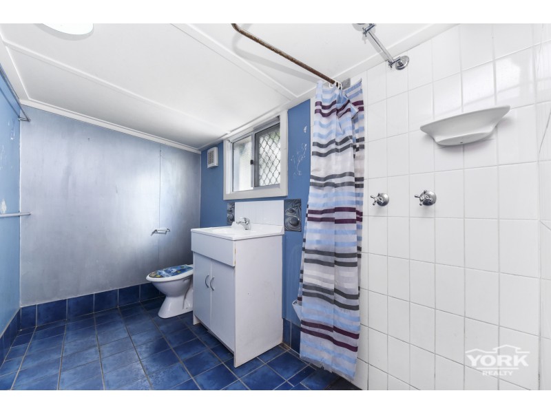 8 Sir Street, North Toowoomba QLD 4350