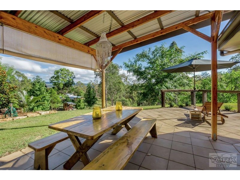 274 Stevens Road, Murphys Creek QLD 4352