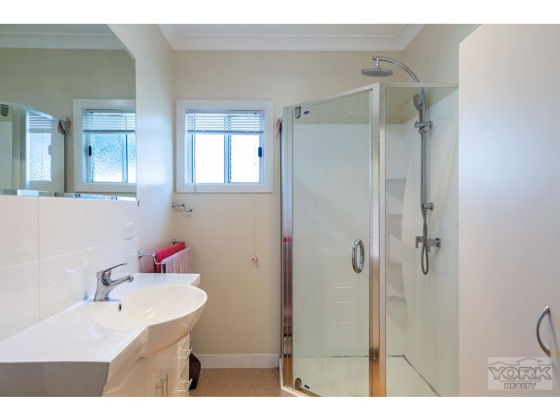 29 Merritt Street, Harristown QLD 4350