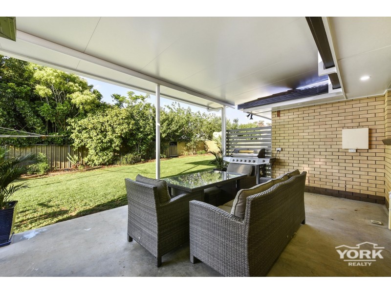 17 Hibiscus Drive, Centenary Heights QLD 4350