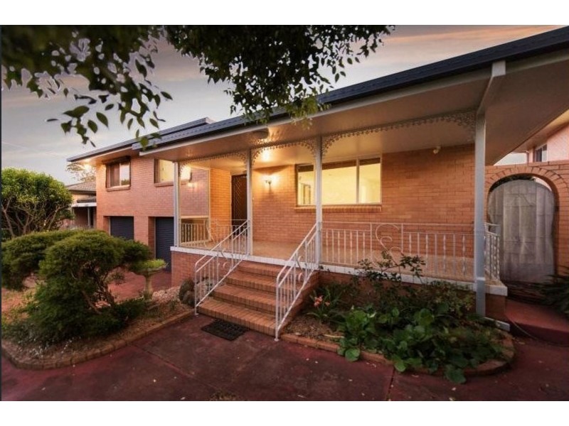 7 Maker Street, Rangeville QLD 4350