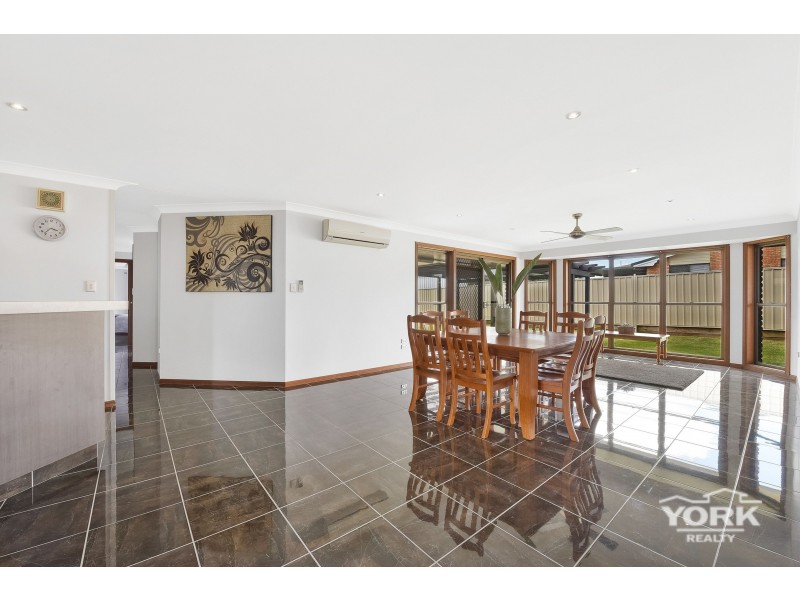 16 Ferguson Road, Westbrook QLD 4350