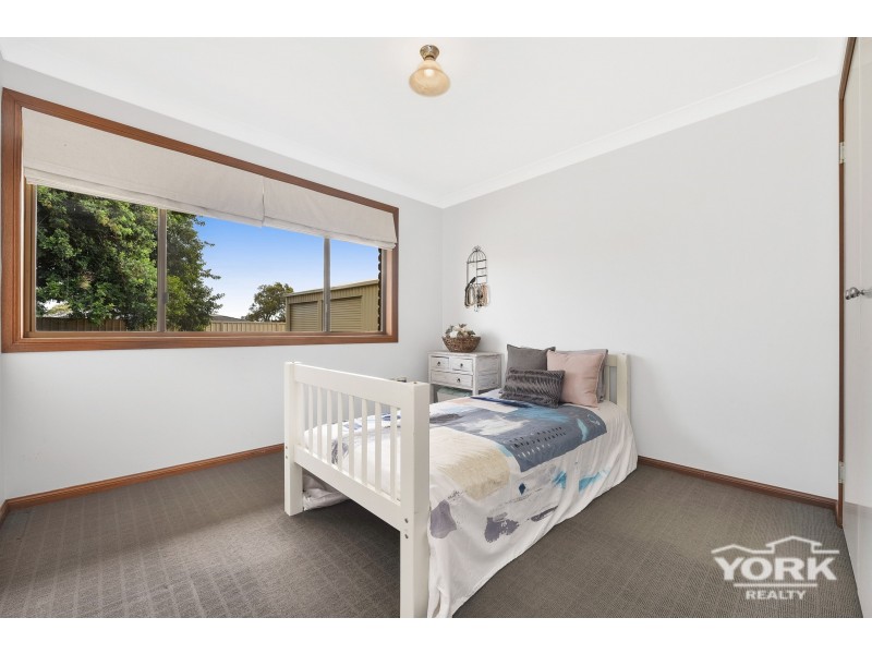 16 Ferguson Road, Westbrook QLD 4350
