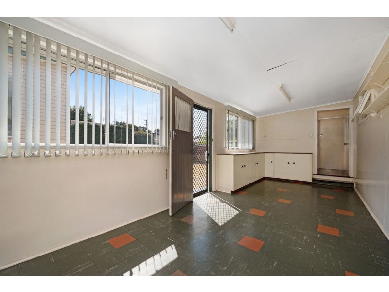 3 Leawarra Street, Wilsonton QLD 4350