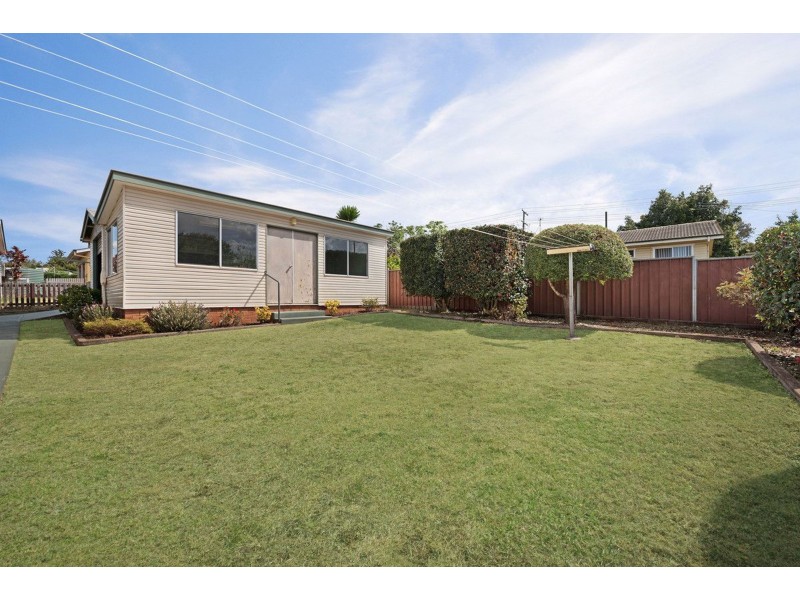3 Leawarra Street, Wilsonton QLD 4350