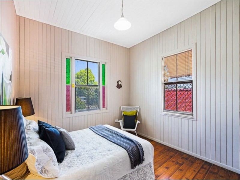 9 Kelfield Street, North Toowoomba QLD 4350
