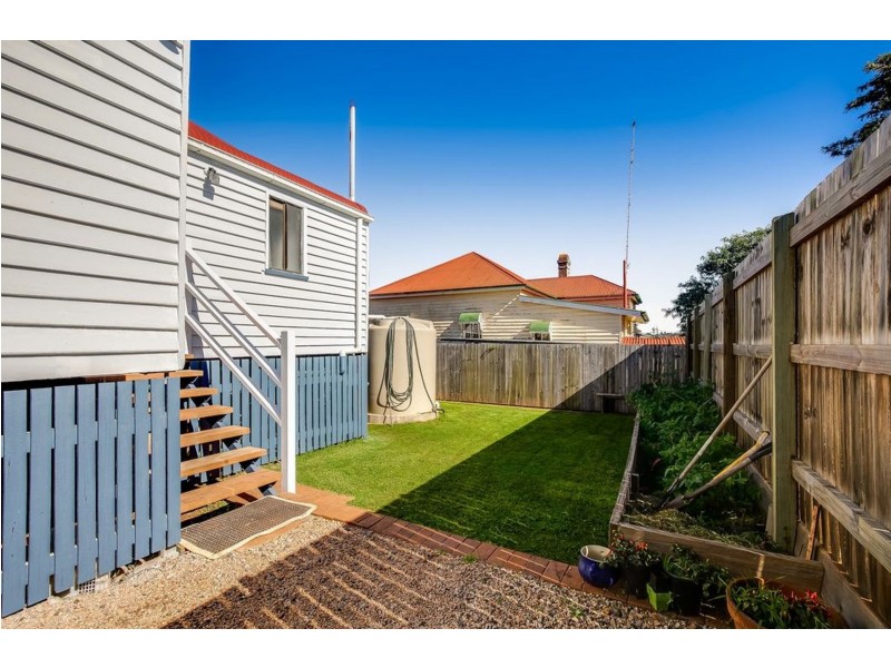 9 Kelfield Street, North Toowoomba QLD 4350