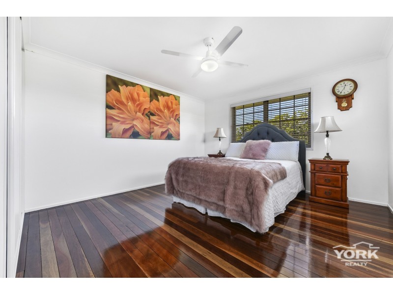 17 Sardon Street, Centenary Heights QLD 4350