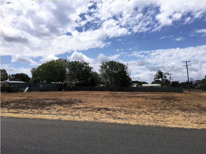 17 High Street, Wyreema QLD 4352