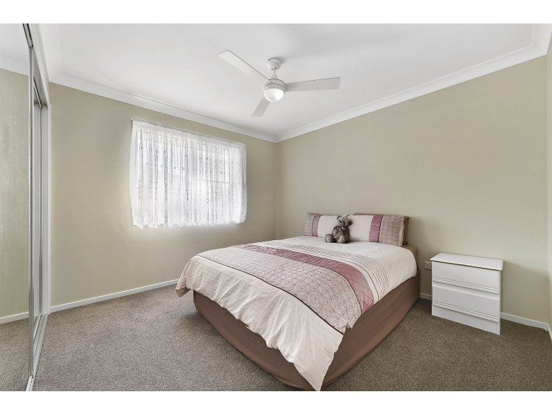 6 McGee Drive, Kearneys Spring QLD 4350