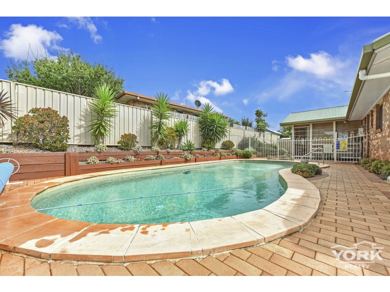 25 Creedon Drive, Kearneys Spring QLD 4350
