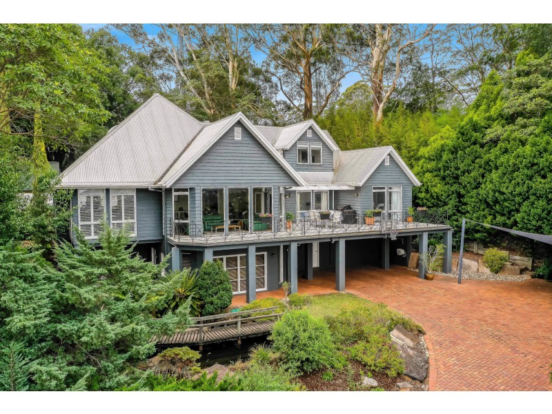 6 Roderic Court, Mount Lofty QLD 4350