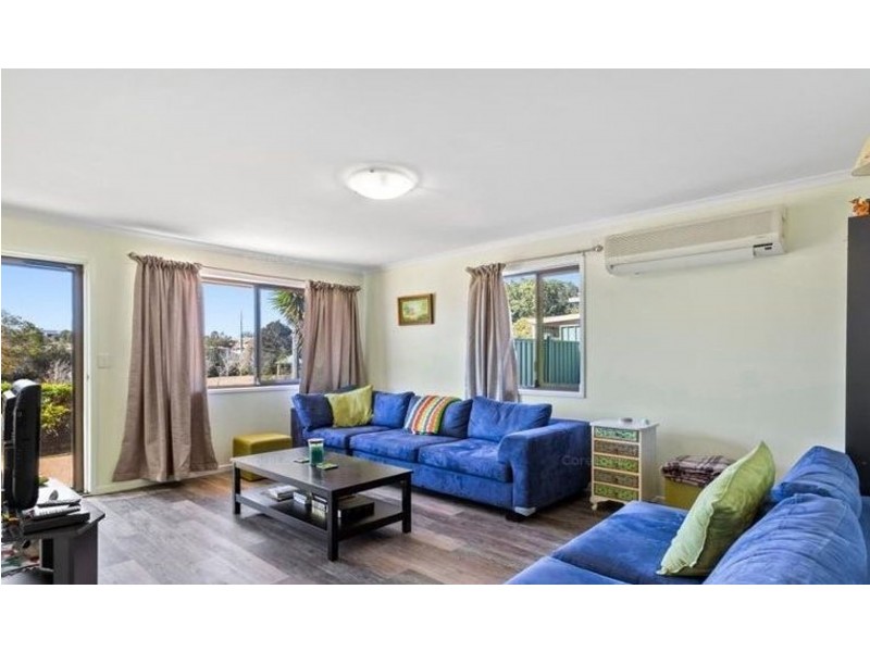 2/25 Lemway Avenue, Kearneys Spring QLD 4350