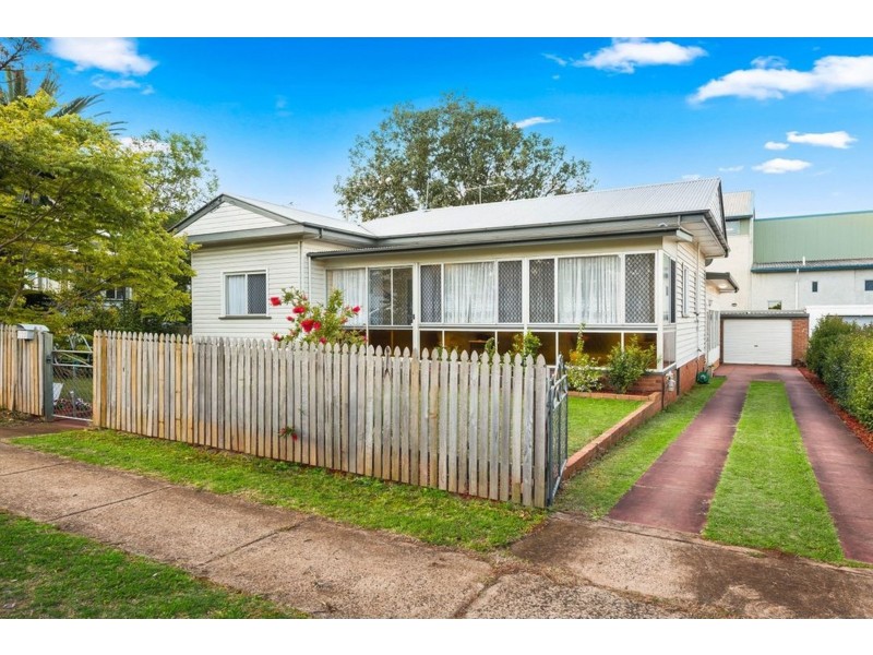 163 Russell Street, Newtown QLD 4350