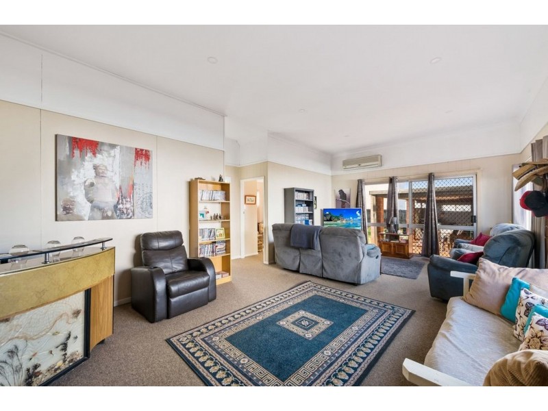 163 Russell Street, Newtown QLD 4350