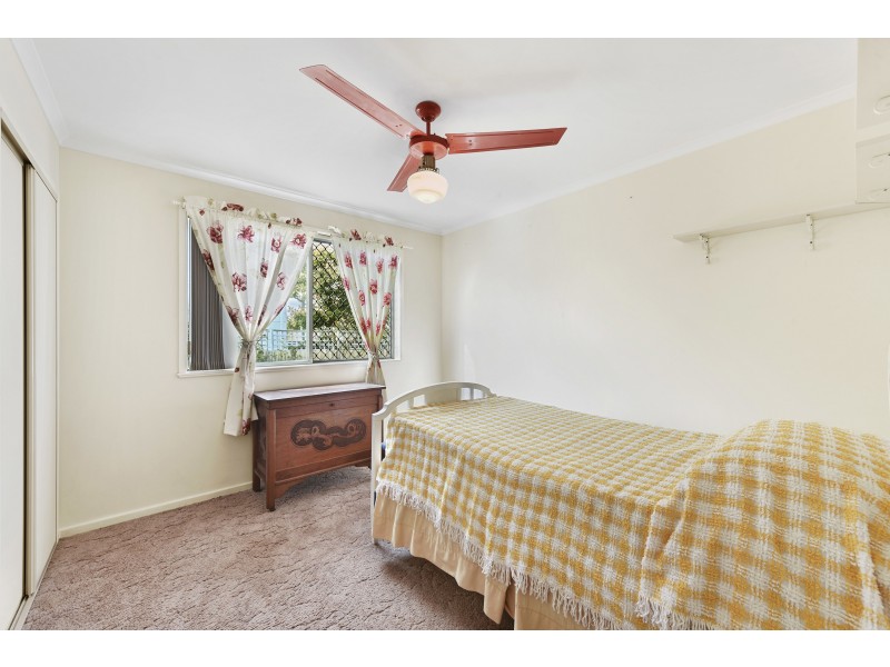 3 Hazel St, Centenary Heights QLD 4350