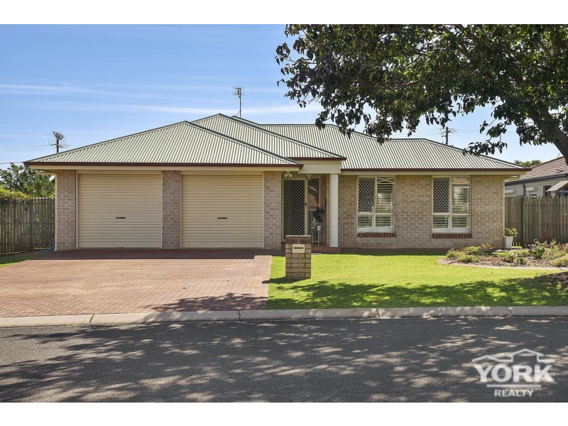 7 Elvery Court, Middle Ridge QLD 4350